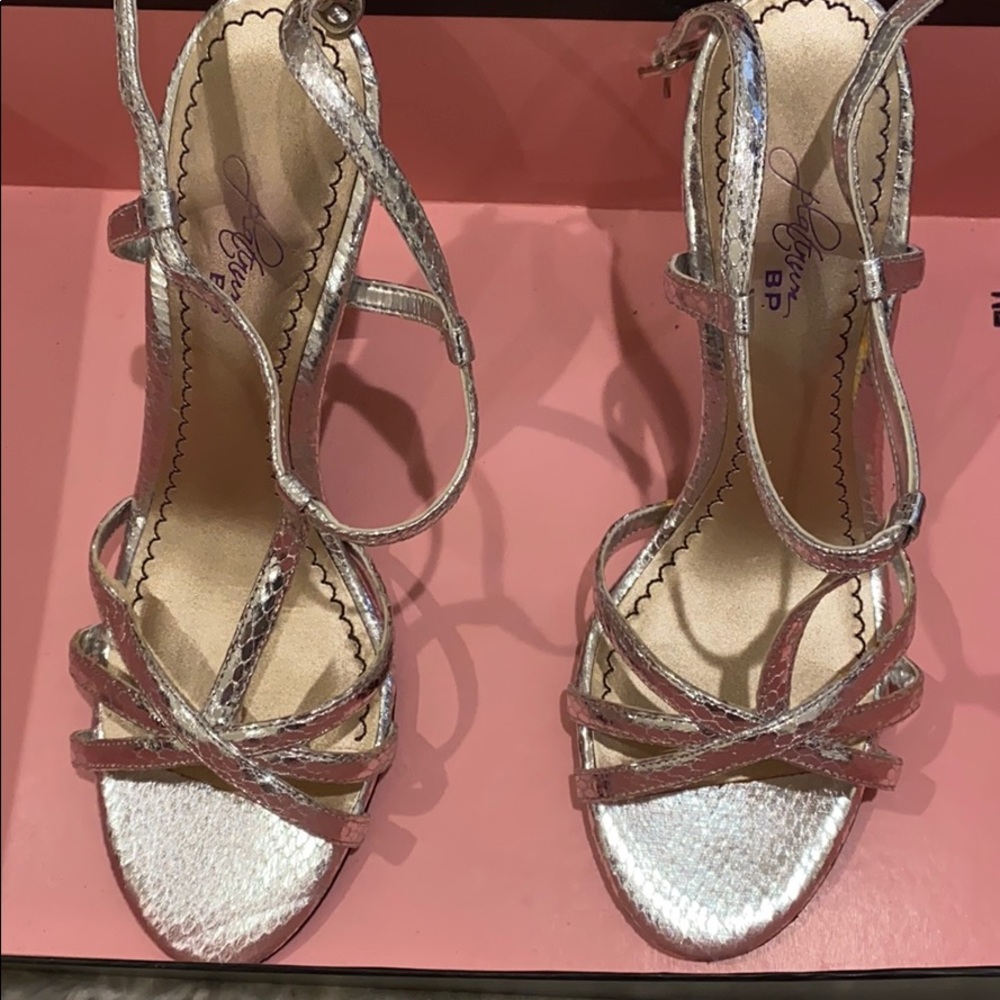 Nordstrom BP silver heel 5.5